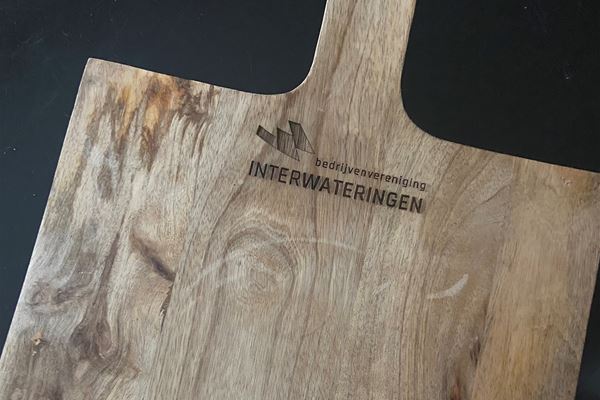 /images/newsmessage/3461/8dec6f605fc62b0/600x400/plank.jpg